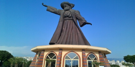 Mevlana kimdir? Hayatı ve fikirleri