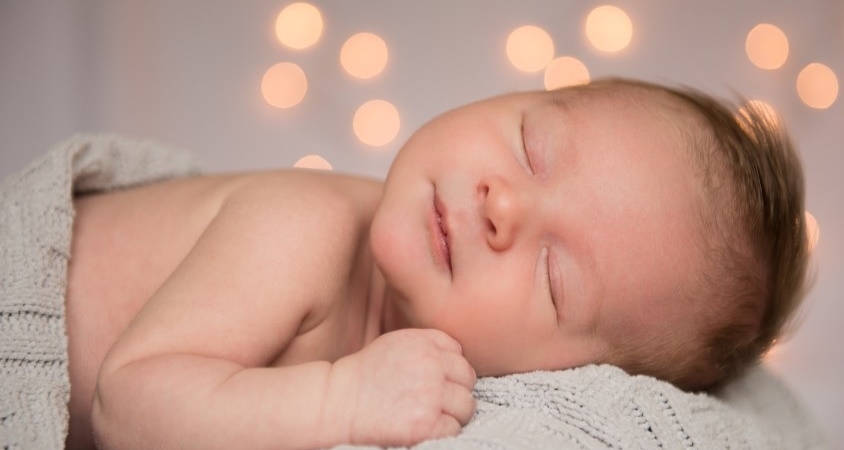 Bebeklerde Uyku Eğitimi Ağlatmadan Uyutma ve Rutin Oluşturma