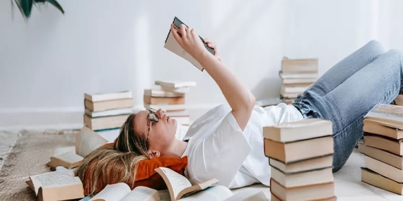 Dijital Detoks: Ekranlardan Uzaklaşmanın Ruhsal Faydaları