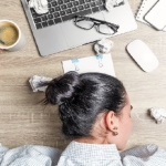 Stresle Başa Çıkmanın En İyi 10 Yolu