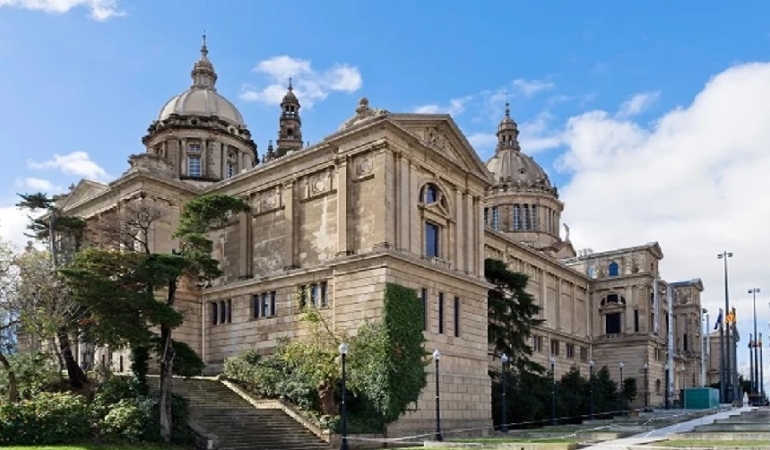 Barselona’da Gaudi İzinde Bir Mimari Yolculuk