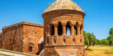Bitlis'in Doğası ve Tarihi - Nemrut Krater Gölü'nden Ahlat Selçuklu Mezarlığı'na 15 Durak
