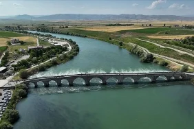 Muş'ta Gezilecek Yerler - Tarihi Köprülerden Ovanın Derinliğine 14 Farklı Adres