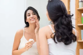 Yaşlanma Karşıtı İçerikler Retinol mü yoksa Bakuchiol mü